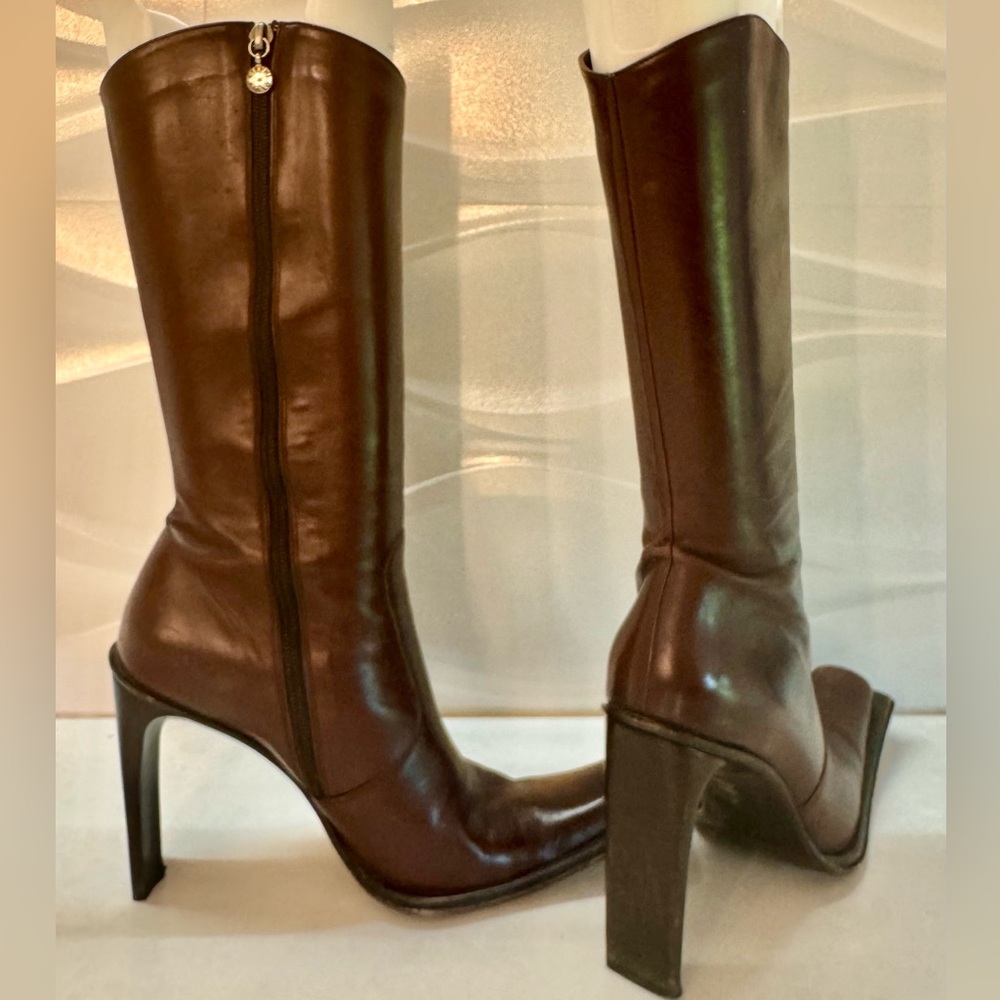 Gianni Bravo Italian cowboy-like high heeled boots, chocolate brown.  Size 39